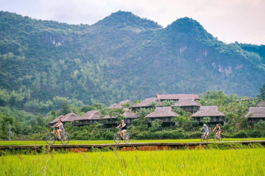 Family Cycling Tour in Northern Vietnam 12 Days